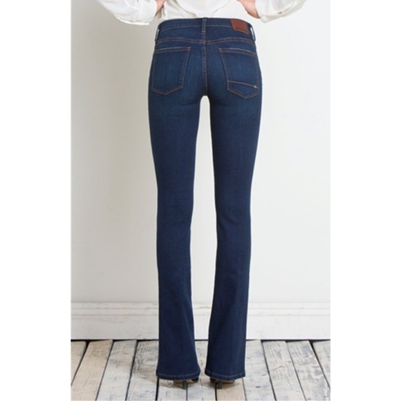 Henry & Belle Micro Flare Jeans - Picture 3 of 7